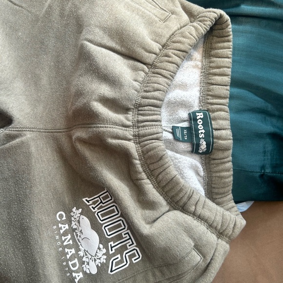 Roots Pants - Roots Green Joggers